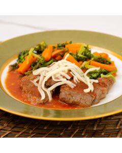 Escalopes de Filé Mignon ao pomodoro e Mix de Legumes - 300g - Baixa caloria 300 Kcal - Low carb 13g de carboidrato