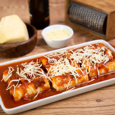 Canelone de Queijos e Ragu de Carne