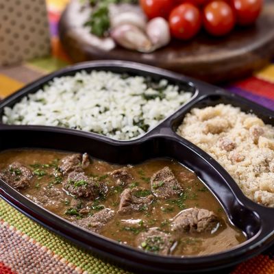 PP 03 - Picadinho de Carne, Arroz com Espinafre e Farofa de Banana - 420g
