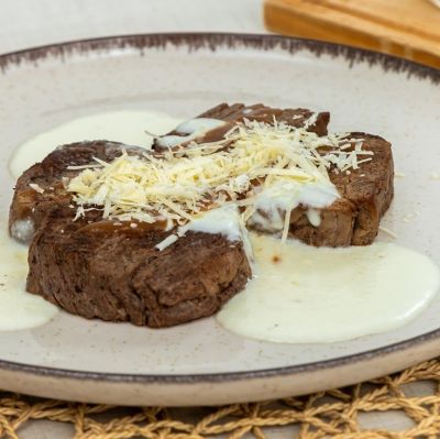 Tornedor de Filé com Molho de Queijos 500g